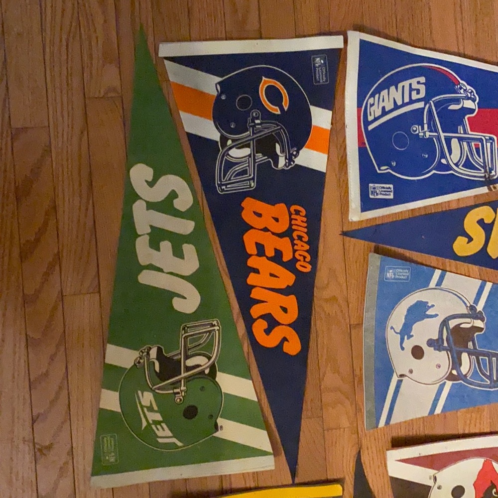 NFL Pennants. Fire sale !!!